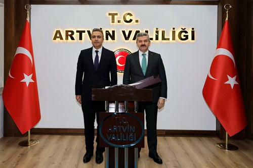 Ardahan Valisi Sayın Hayrettin Çiçek’ten Valimiz Sayın Dr. Turan Ergün’e Hayırlı Olsun Ziyareti