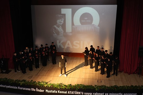 Artvin'de Düzenlenen 10 Kasım Atatürk'ü Anma Günü Programına Katılım Yoğun Oldu