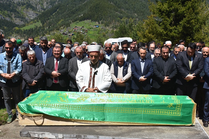 Cumhurbaşkanlığı İletişim Başkanı Sayın Fahrettin Altun’un Amcası Nurettin Altun, Şavşat’ta Son Yolculuğuna Uğurlandı