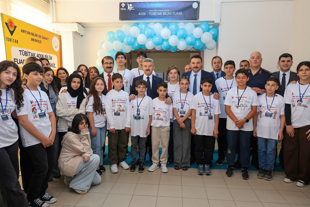 İlimizde TÜBİTAK 4006 Bilim Fuarı açıldı